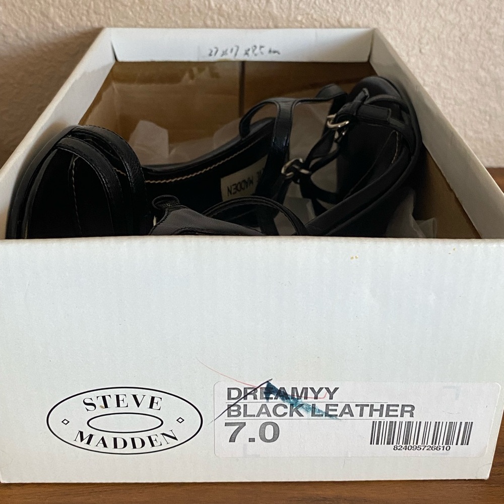 Y2K Steve Madden Black Strappy Sandal Heels size 7 - Picture 10 of 11